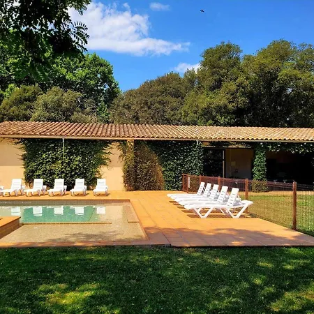 Villa Masia Restaurada Con Piscina Privada28 Pax Girona