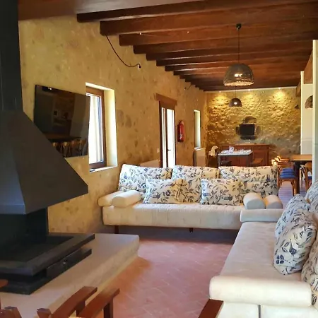Masia Restaurada Con Piscina Privada28 Pax *