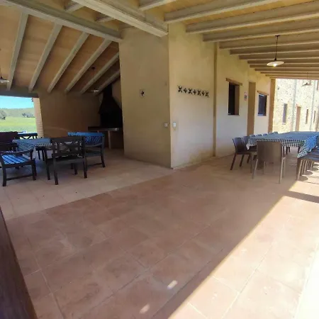 Masia Restaurada Con Piscina Privada28 Pax