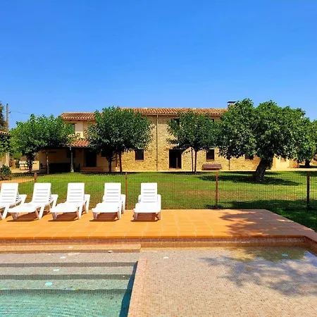 Masia Restaurada Con Piscina Privada28 Pax Villa Girona